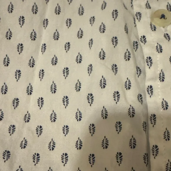 Roundtree & Yorke Cream and Blue Patterned Shirt - Picture 5 of 5